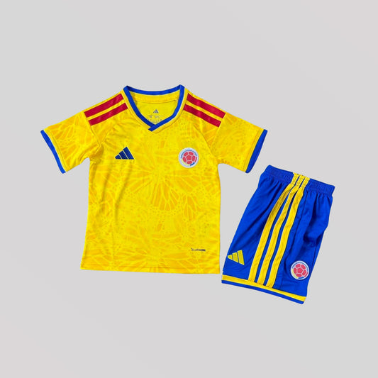 Strikers Club™ 2026 Colombia Home Kids Football Kit Set