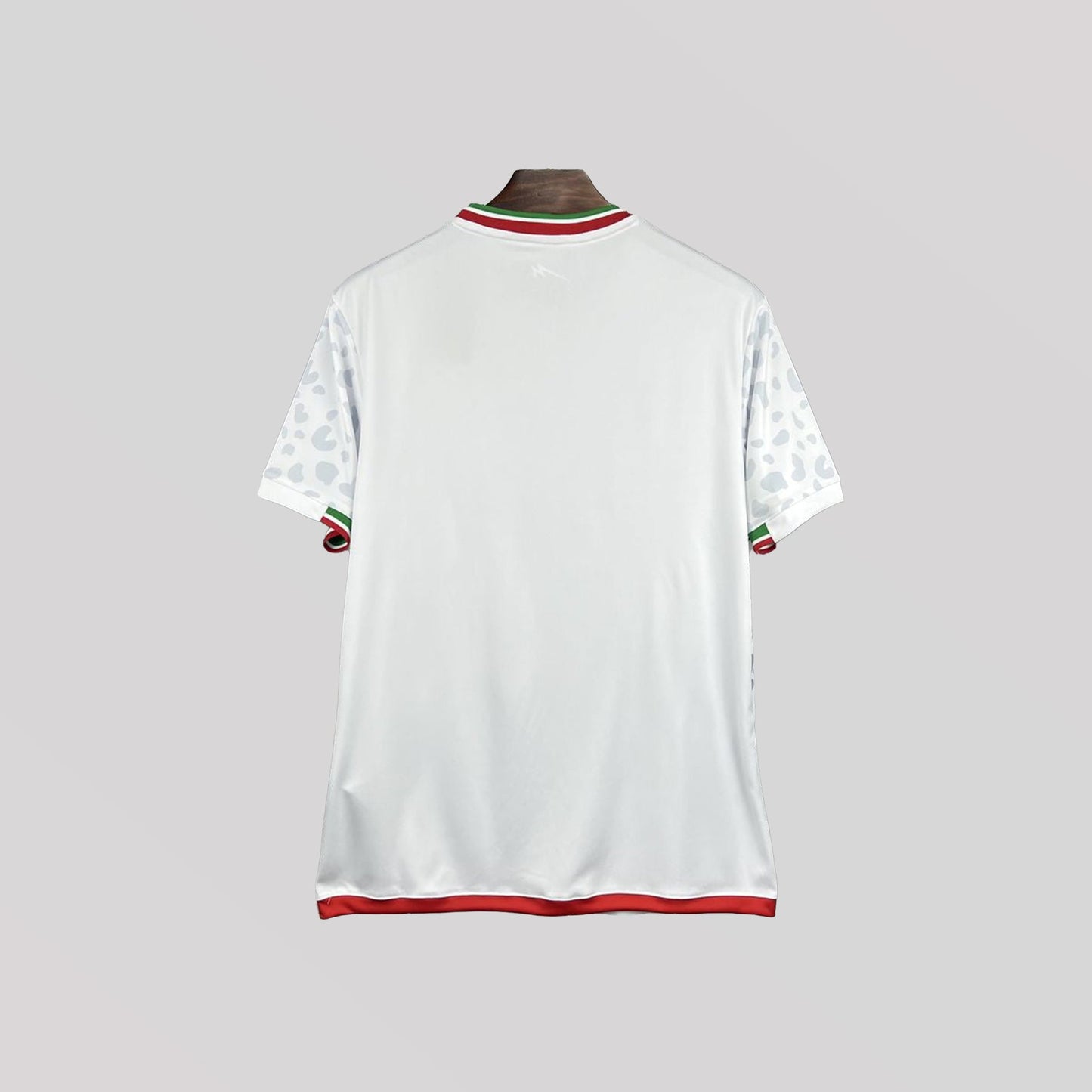 Strikers Club™ 2026 Iran Home Premium World Cup Soccer Kit