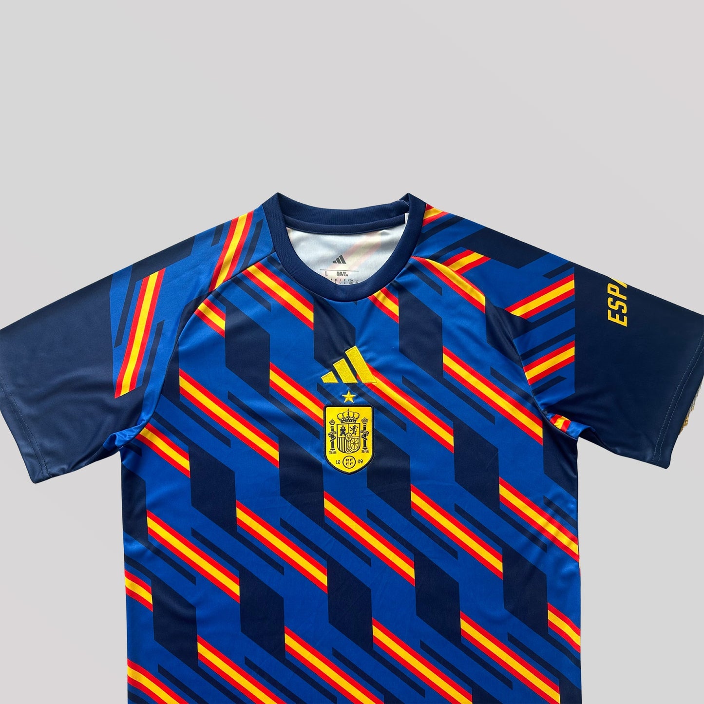 Strikers Club™ 2026 Spain Pre-Match Premium World Cup Soccer Kit