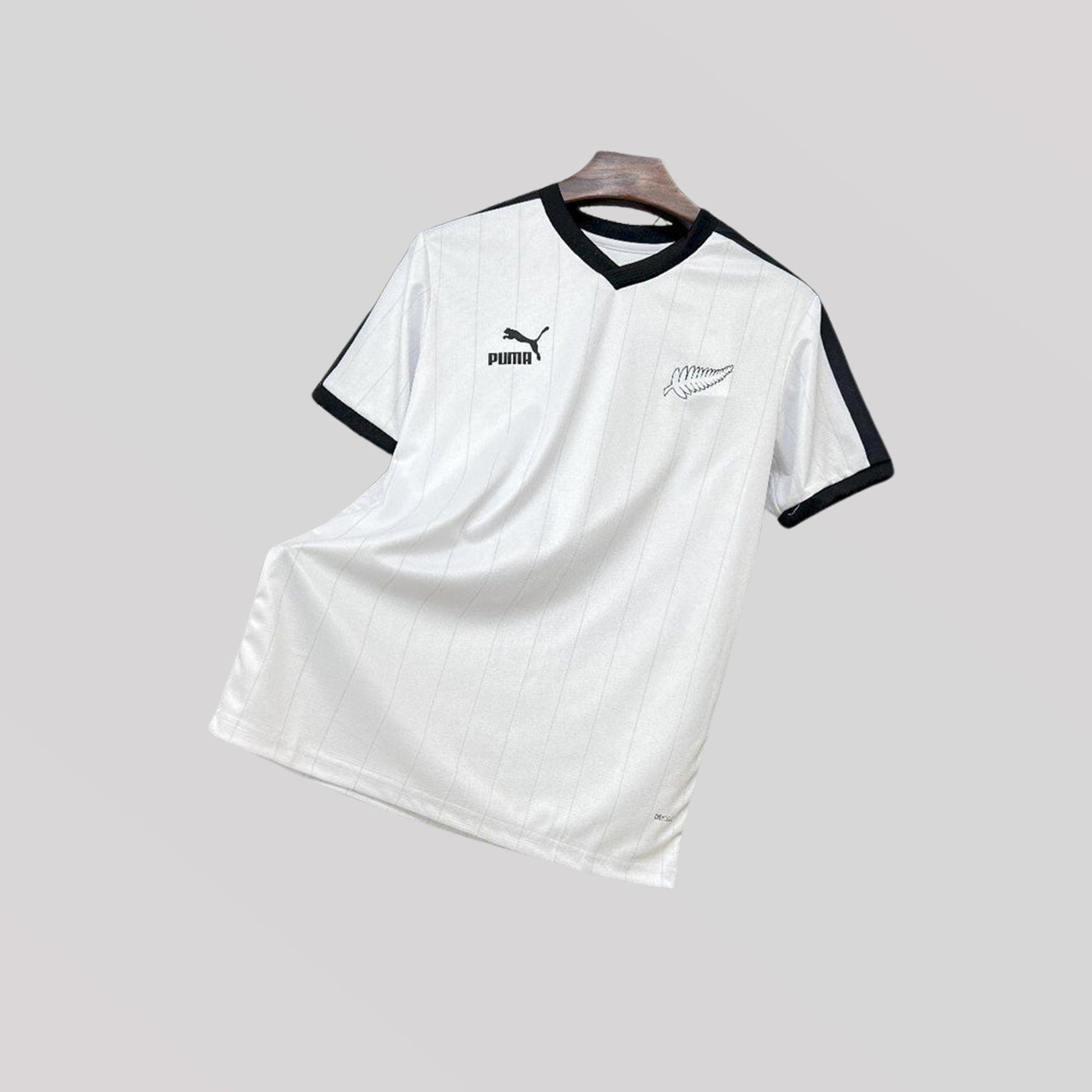 Strikers Club™ 2026 Elite Football Home Premium World Cup Soccer Kit