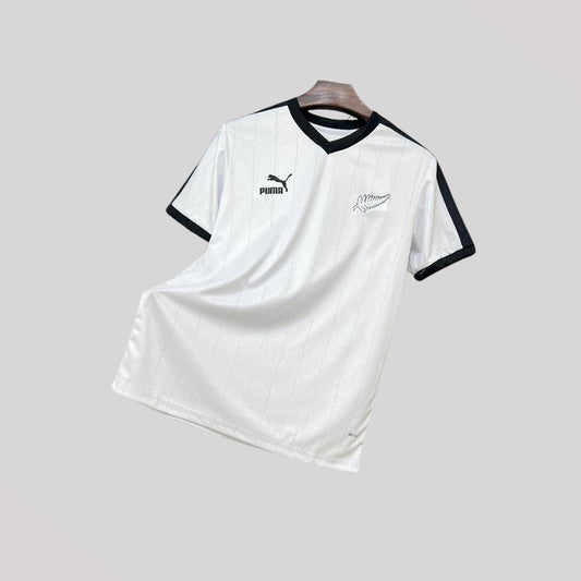 Strikers Club™ 2026 Elite Football Home Premium World Cup Soccer Kit
