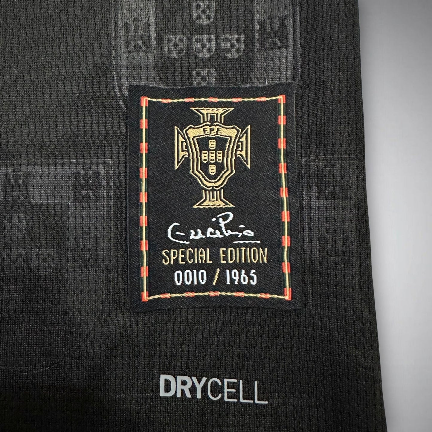 Strikers Club™ 2026 Portugal Special Premium World Cup Soccer Kit
