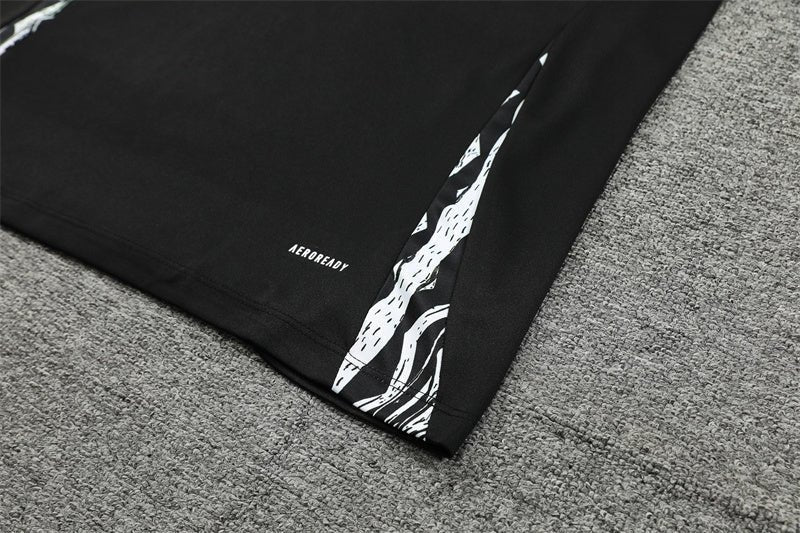 Strikers Club™ 2024/25 Arsenal Away Premium Football Tracksuit