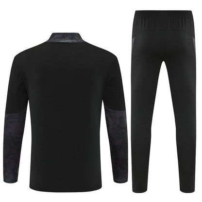 Strikers Club™ 2025/26 AC Milan Black Premium Football Tracksuit