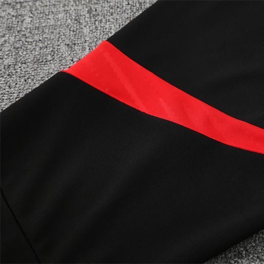 Strikers Club™ 2025/26 Arsenal White Red Premium Football Tracksuit