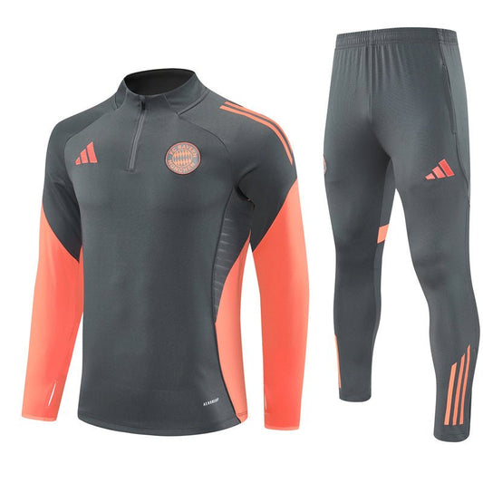 Strikers Club™ 2025/26 Bayern München Grey Premium Football Tracksuit