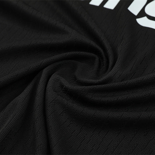 Strikers Club™ 2025/26 Chelsea Black Premium Football Tracksuit