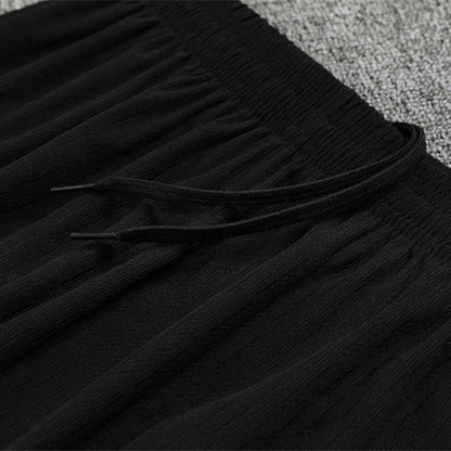 Strikers Club™ 2025/26 Chelsea Black Premium Football Tracksuit