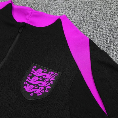 Strikers Club™ 2025/26 England Black Premium Football Tracksuit