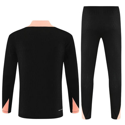 Strikers Club™ 2025/26 France Black Premium Football Tracksuit