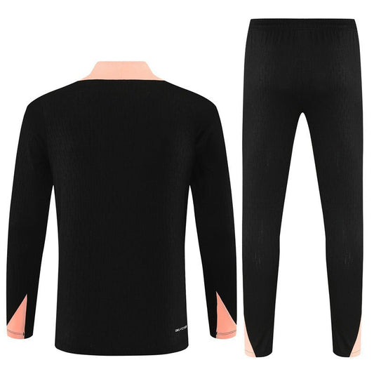 Strikers Club™ 2025/26 France Black Premium Football Tracksuit