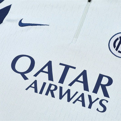 Strikers Club™ 2025/26 Inter Milan White Premium Football Tracksuit