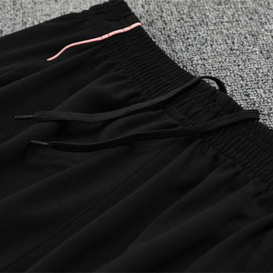 Strikers Club™ 2025/26 Juventus Black Premium Football Tracksuit