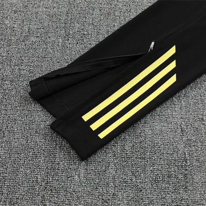 Strikers Club™ 2025/26 Juventus Black Premium Football Tracksuit