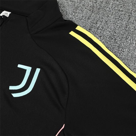 Strikers Club™ 2025/26 Juventus Black Premium Football Tracksuit