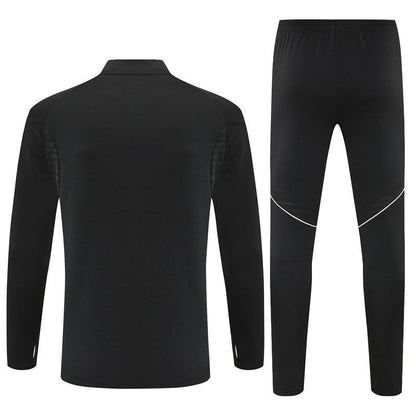 Strikers Club™ 2025/26 Juventus Black Premium Football Tracksuit