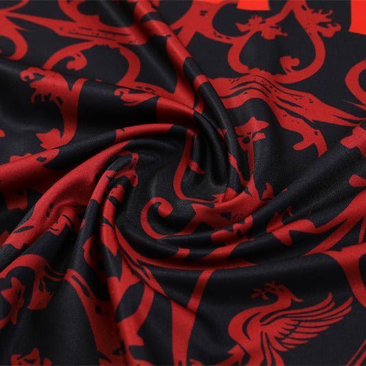 Strikers Club™ 2025/26 Liverpool Pre-Match Premium Football Tracksuit