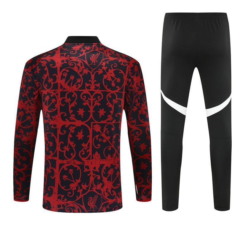 Strikers Club™ 2025/26 Liverpool Pre-Match Premium Football Tracksuit