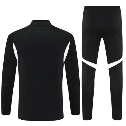 Strikers Club™ 2025/26 Liverpool Black Premium Football Tracksuit