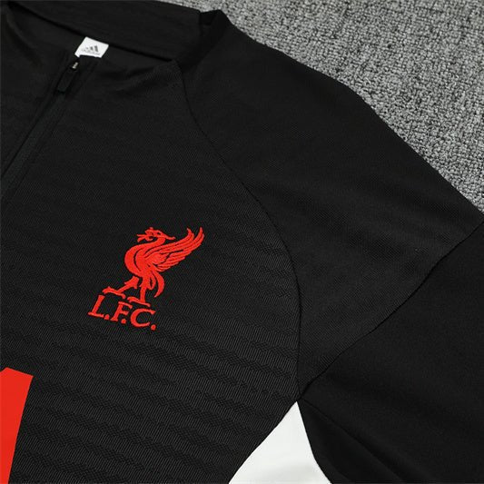Strikers Club™ 2025/26 Liverpool Black Premium Football Tracksuit