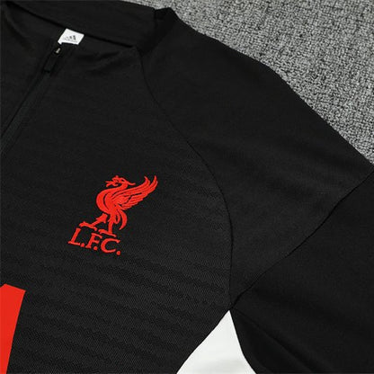 Strikers Club™ 2025/26 Liverpool Black Premium Football Tracksuit