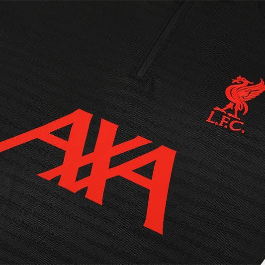 Strikers Club™ 2025/26 Liverpool Black Premium Football Tracksuit