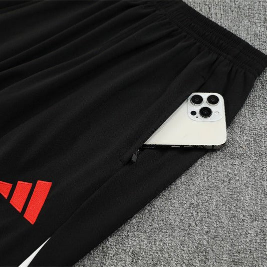 Strikers Club™ 2025/26 Liverpool White Premium Football Tracksuit