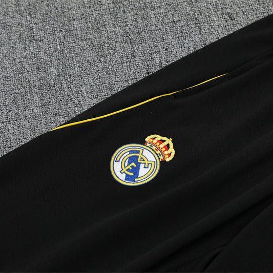 Strikers Club™ 2025/26 Real Madrid Home Premium Football Tracksuit