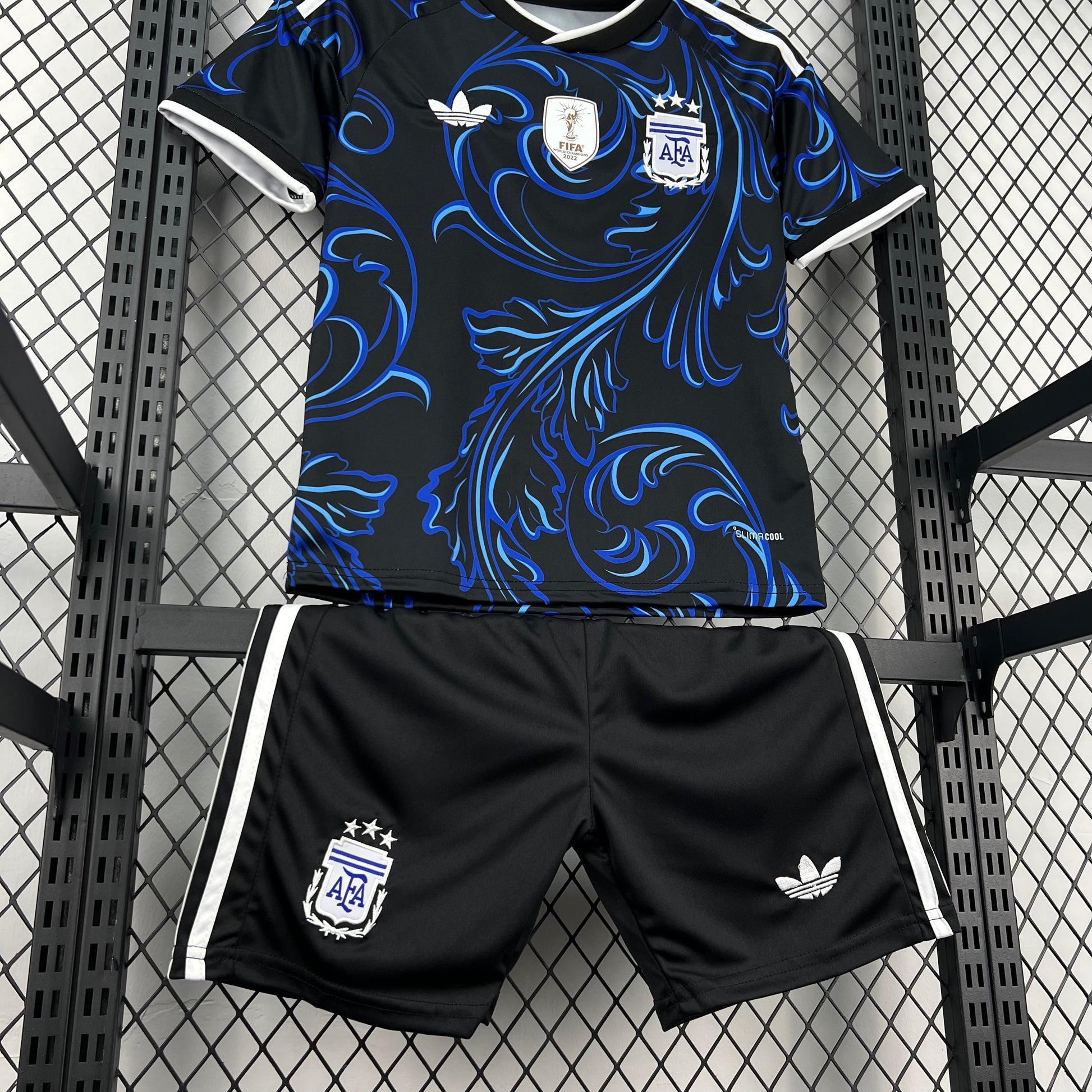 Strikers Club™ 2026 Argentina Kids Football Kit Set