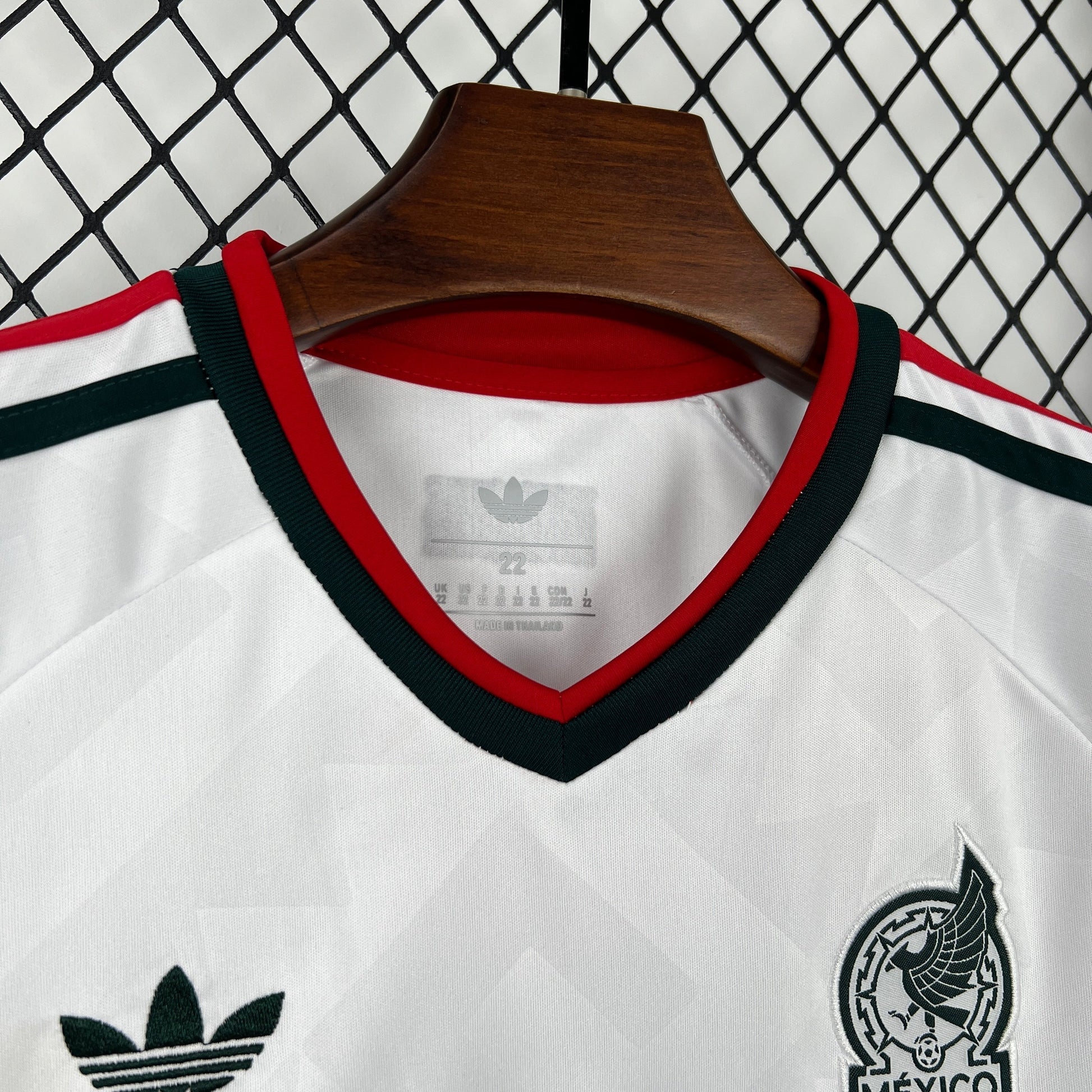 Strikers Club™ 2026 Mexico Away Kids Football Kit Set