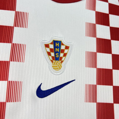 Strikers Club™ 2026 Croatia Home Kids Football Kit Set