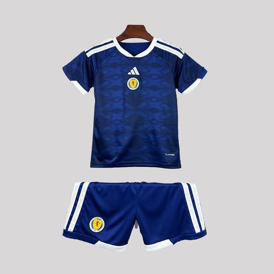 Strikers Club™ 2026 Scotland Home Kids Football Kit Set