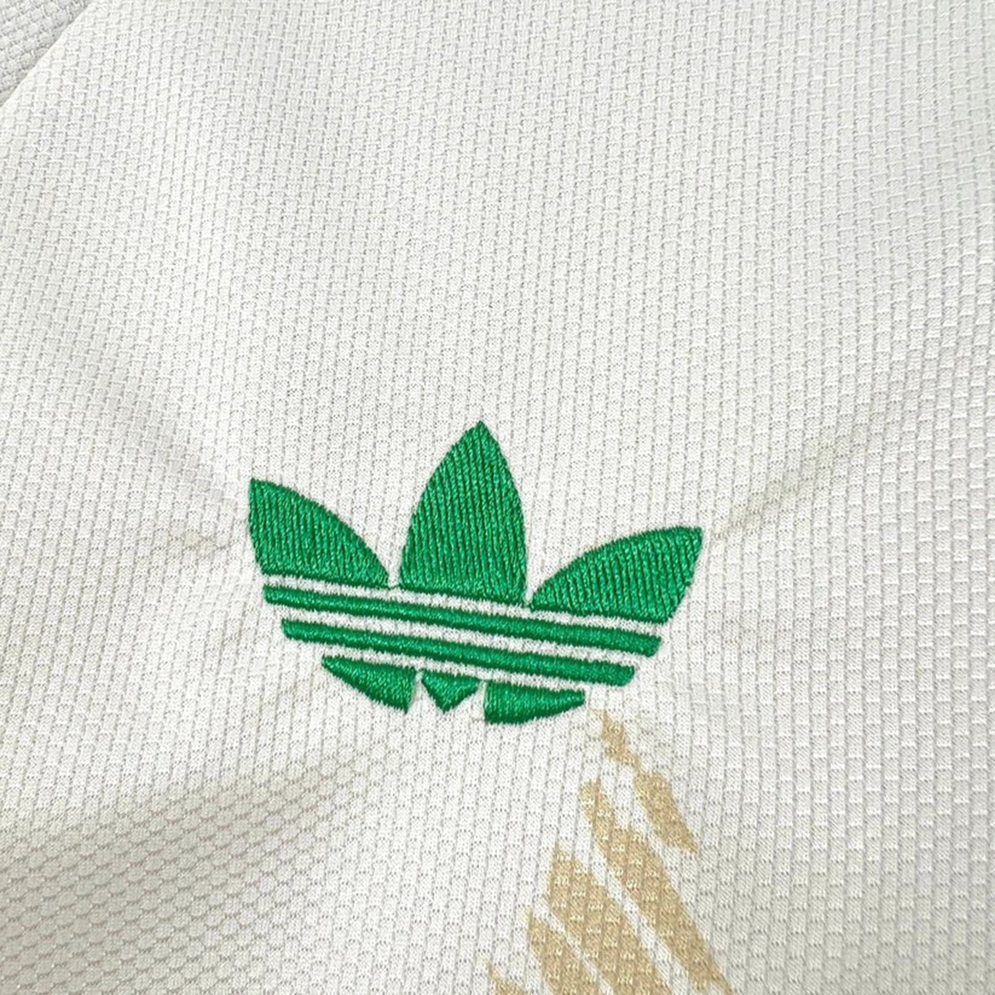 Strikers Club™ 2026 Wales Away Premium World Cup Soccer Kit
