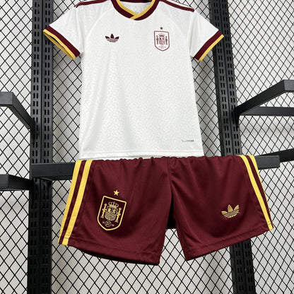 Strikers Club™ 2026 Spain Away Kids Football Kit Set