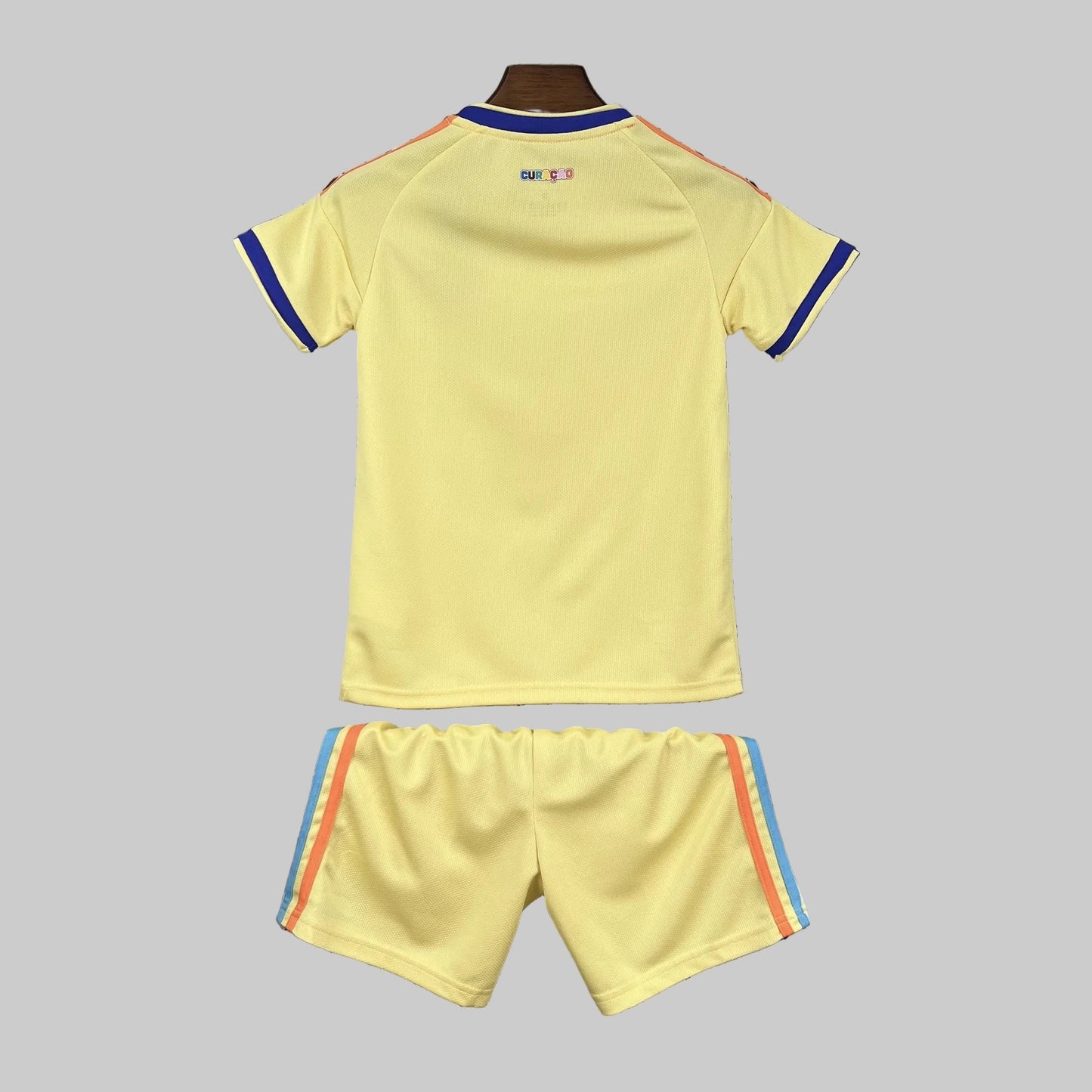 Strikers Club™ 2026 Curacao Away Kids Football Kit Set