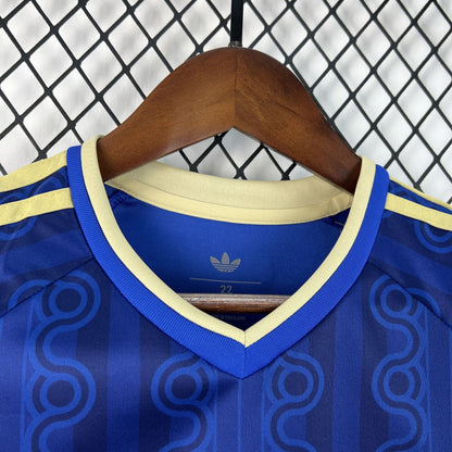Strikers Club™ 2026 Sweden Away Kids Football Kit Set