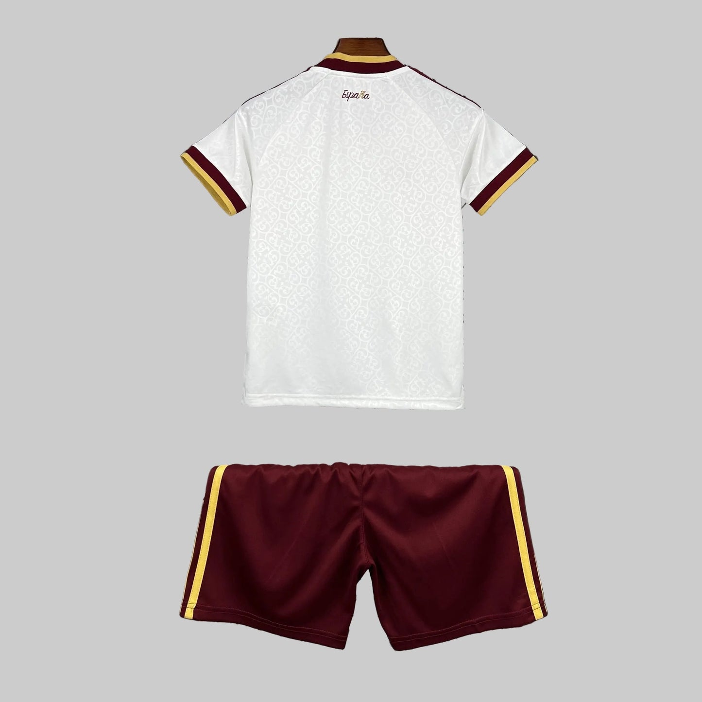 Strikers Club™ 2026 Spain Away Kids Football Kit Set
