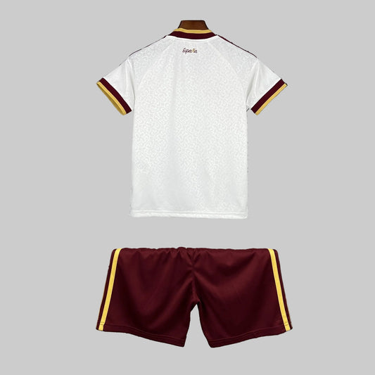 Strikers Club™ 2026 Spain Away Kids Football Kit Set