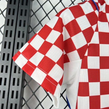 Strikers Club™ 2026 Croatia Home Kids Football Kit Set