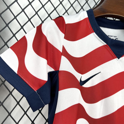 Strikers Club™ 2026 USA Home Kids Football Kit Set