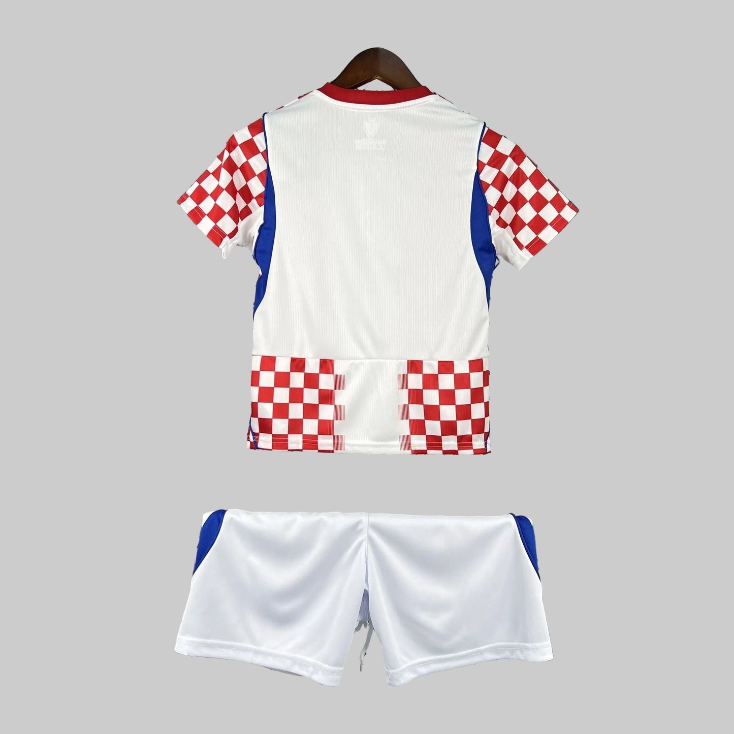 Strikers Club™ 2026 Croatia Home Kids Football Kit Set