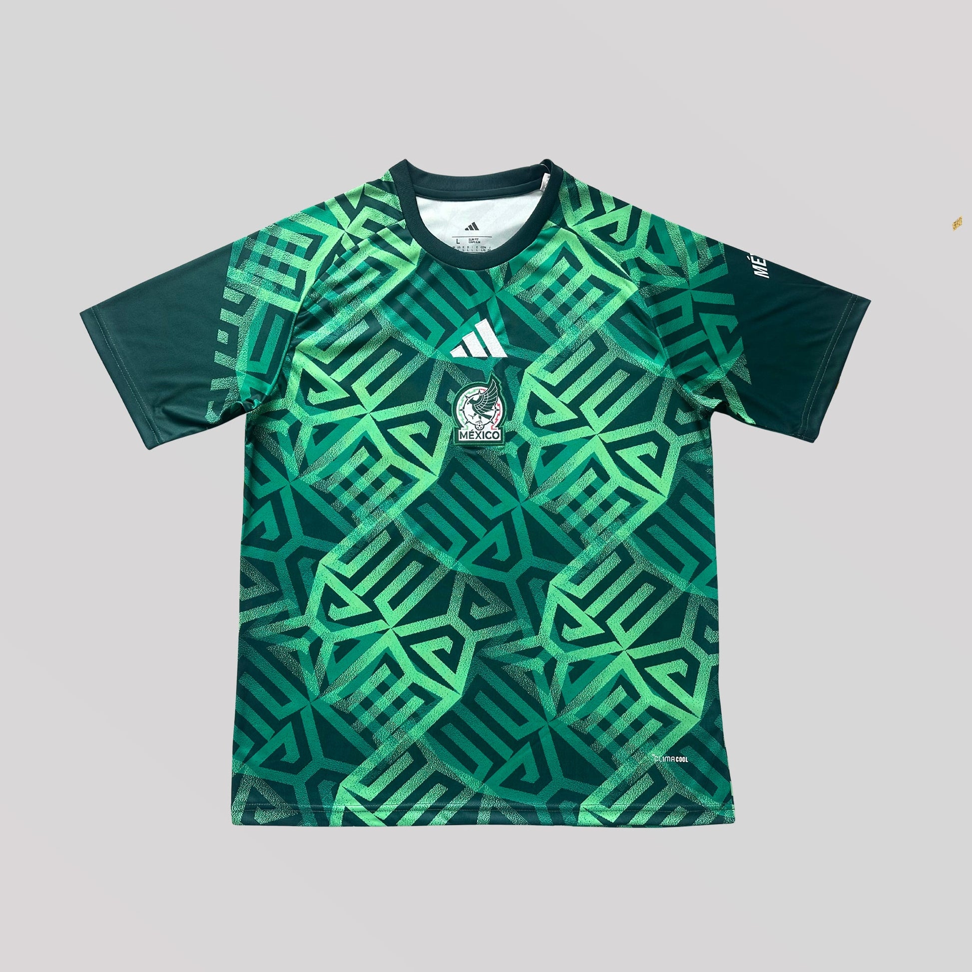 Strikers Club™ 2026 Mexico Pre-Match Premium World Cup Soccer Kit